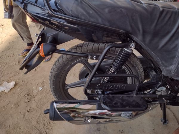 Suzuki Gr150 Footrest Original Fit - Image 6